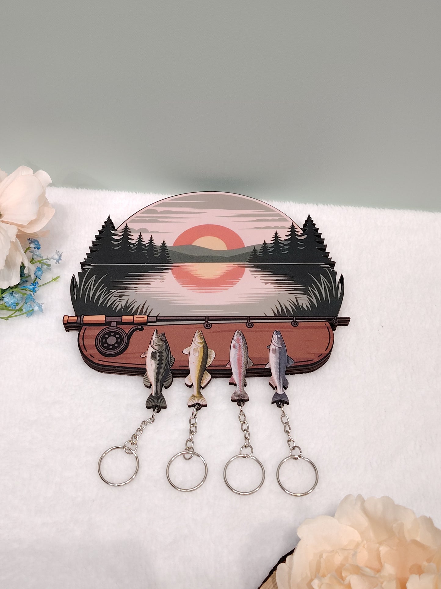 Rustic Wooden Key Holder – (Bass, Walleye, Trout, Catfish)