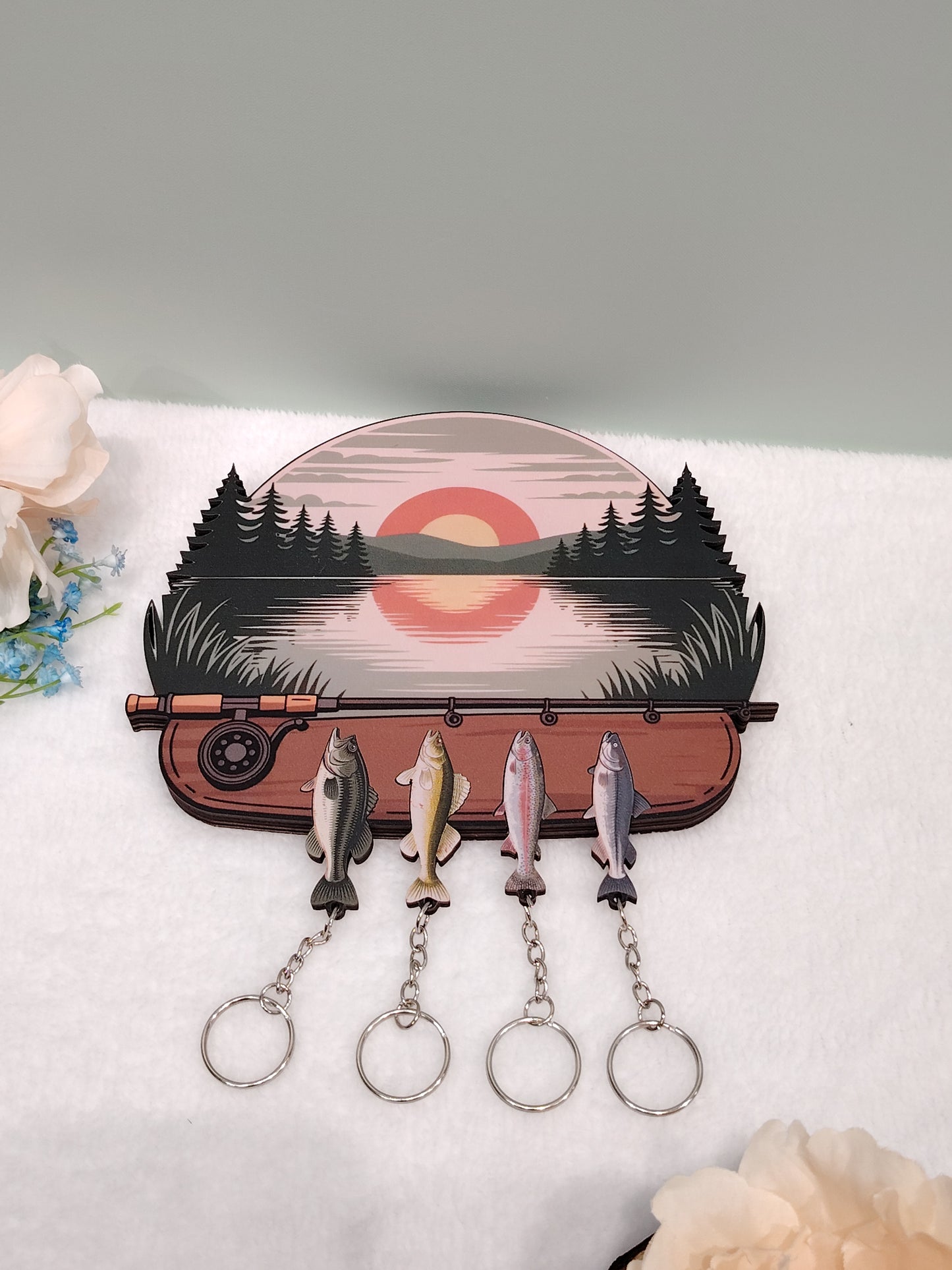 Rustic Wooden Key Holder – (Bass, Walleye, Trout, Catfish)