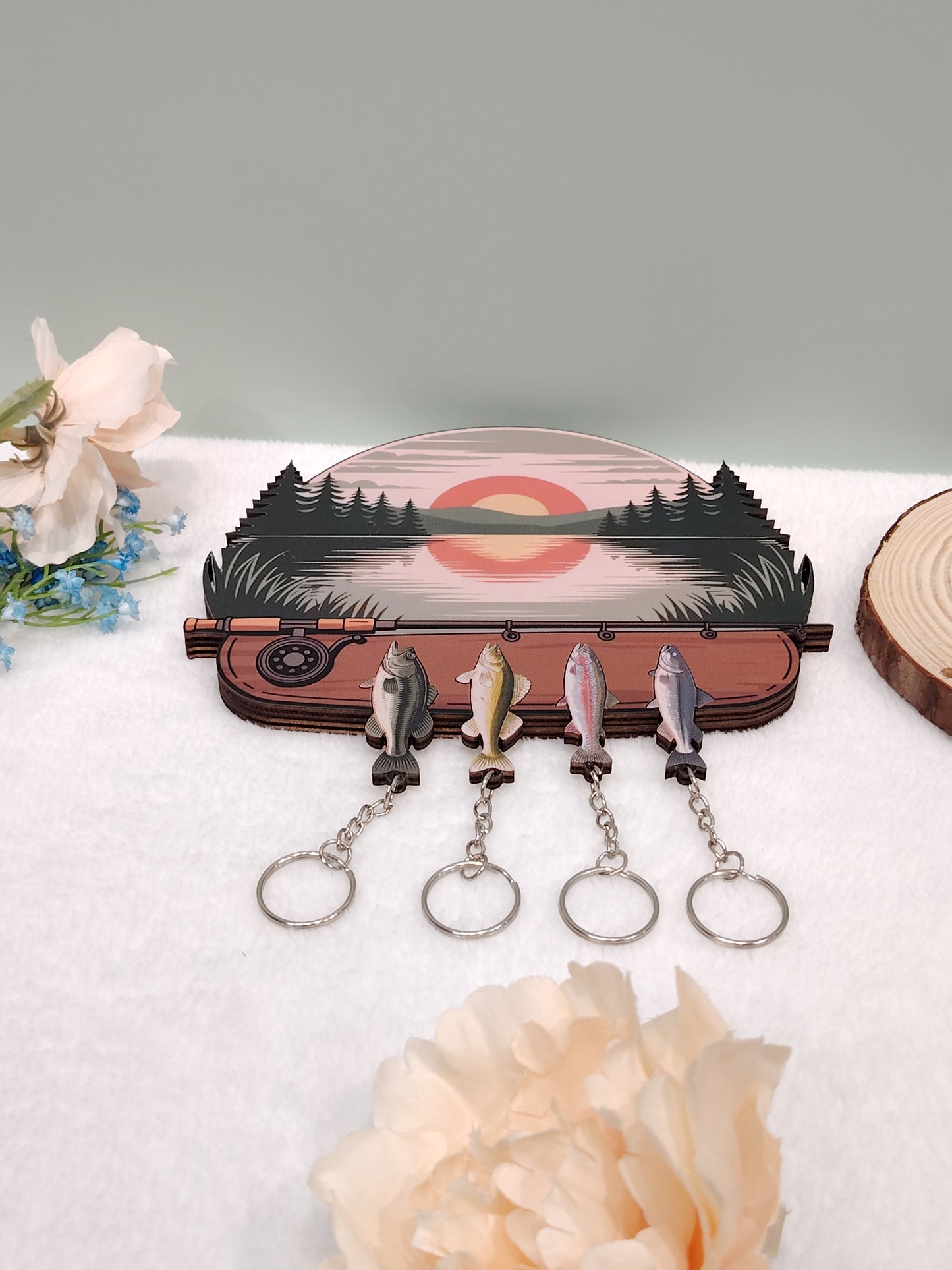 Rustic Wooden Key Holder – (Bass, Walleye, Trout, Catfish)